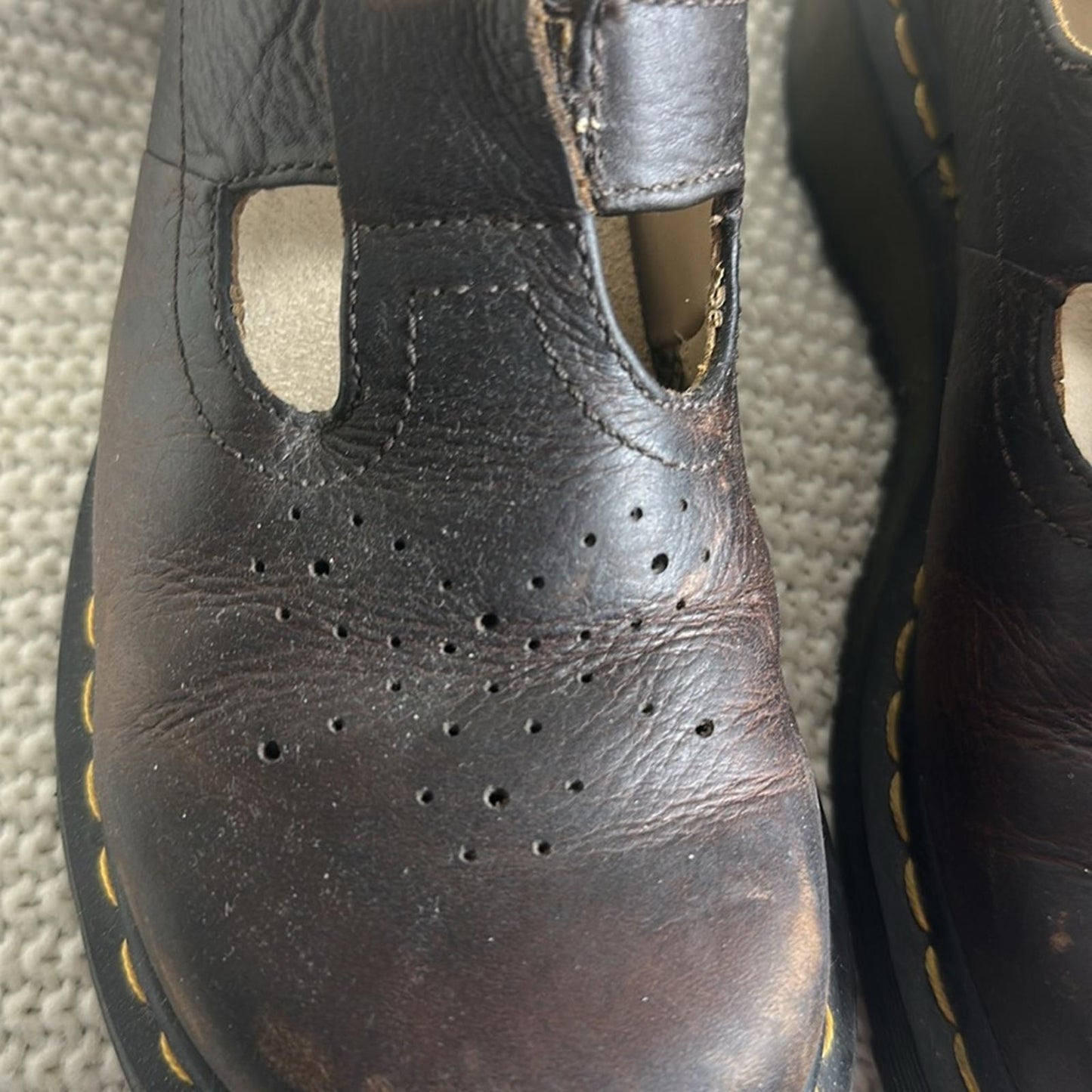 DOC MARTENS vintage Mary Jane’s women’s 8 brown leather