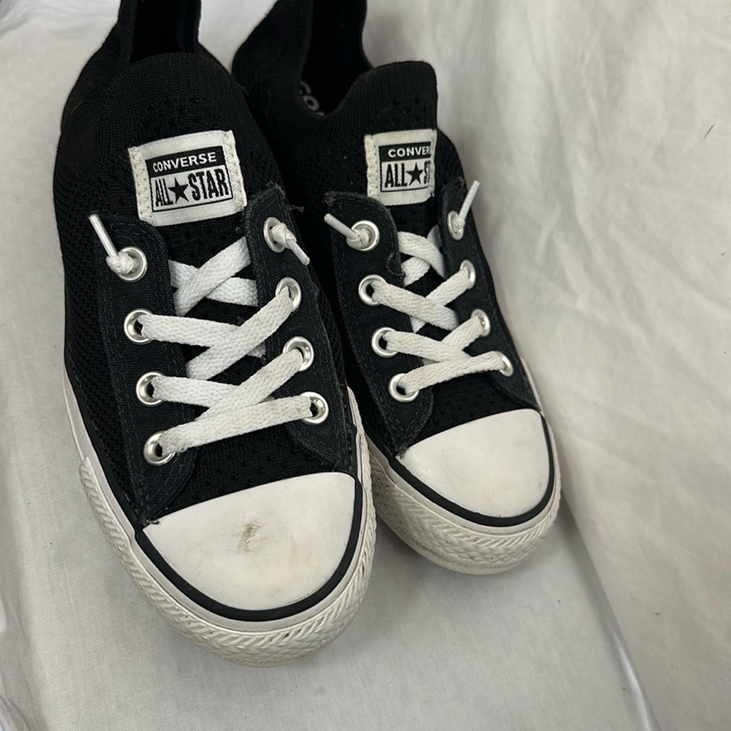 Converse Slip-on Classic Black and White Low-Tops, Sz 6
