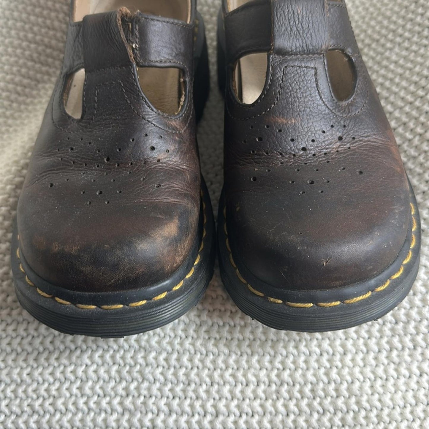 DOC MARTENS vintage Mary Jane’s women’s 8 brown leather