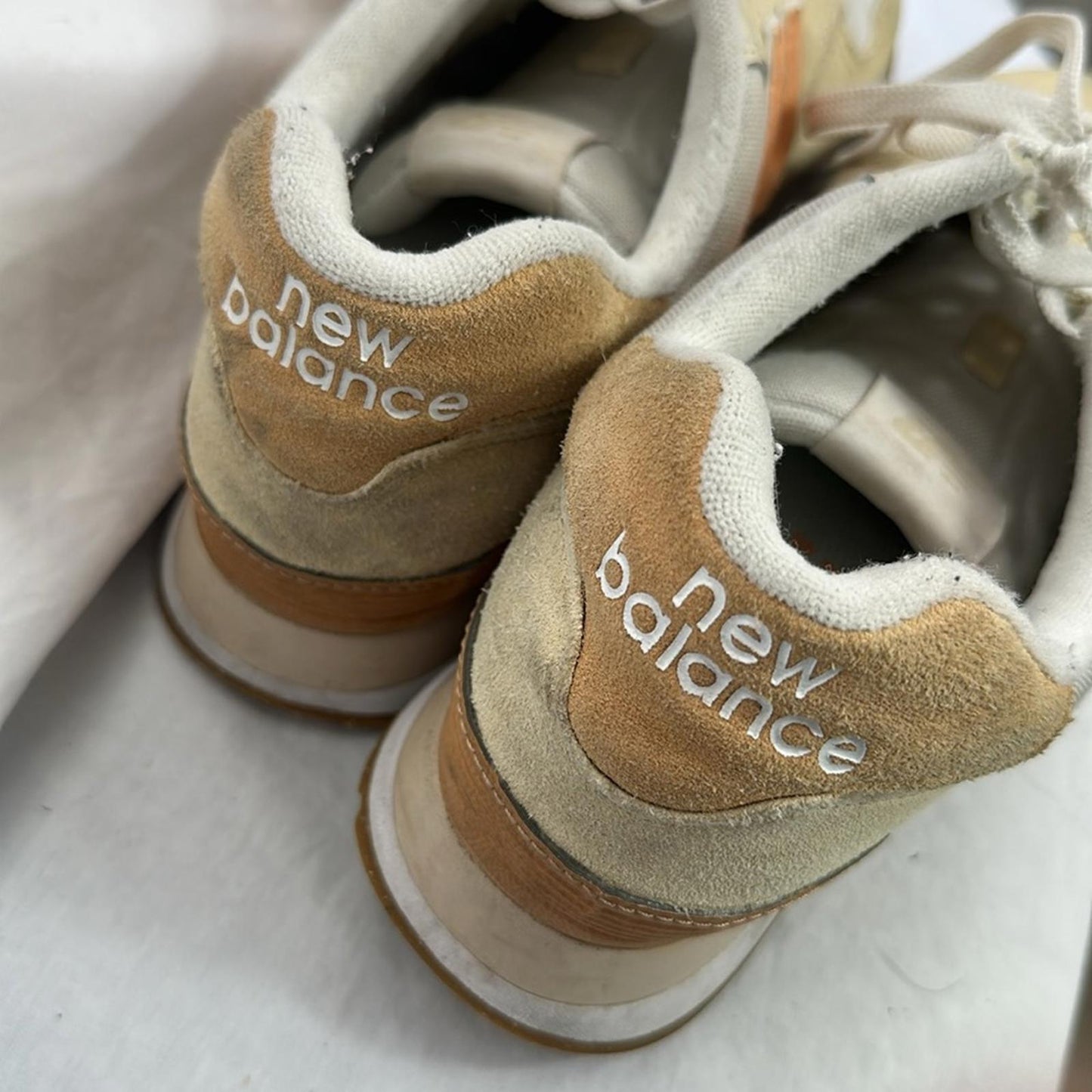New Balance 574, Cream and Orange Athletic Shoes, Sz 8
