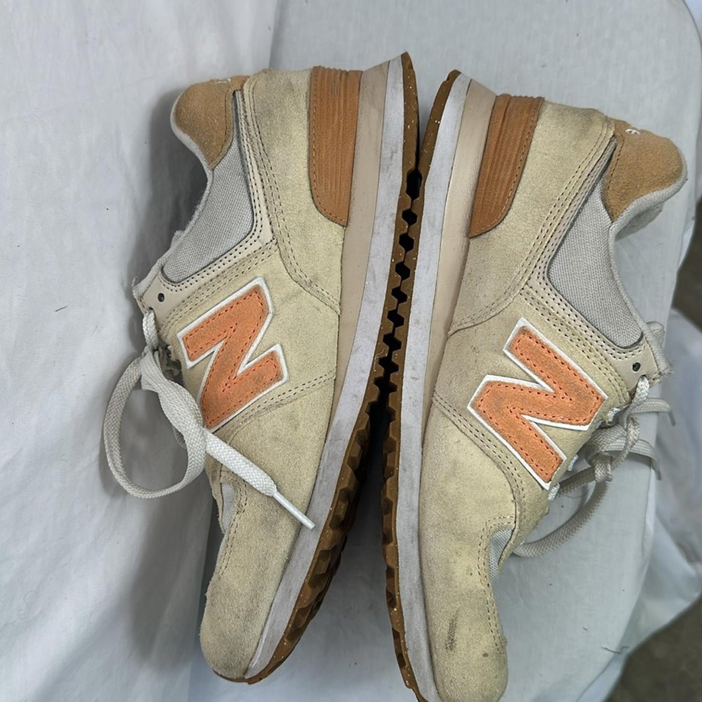 New Balance 574, Cream and Orange Athletic Shoes, Sz 8
