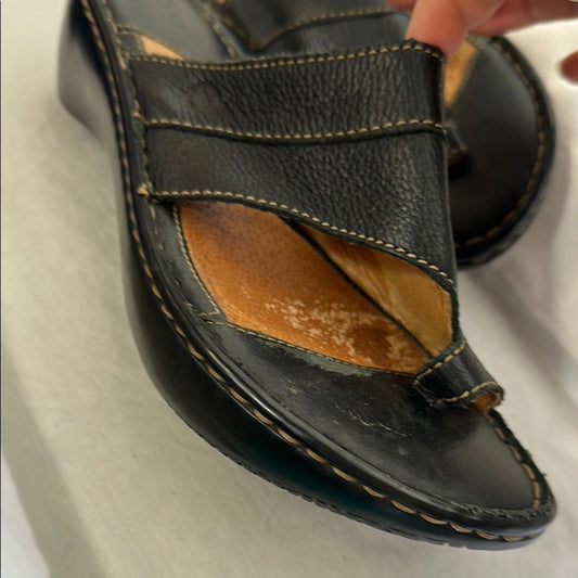 BORN, Womens Black Leather Toe Loop Wedge Sandals, Sz 9