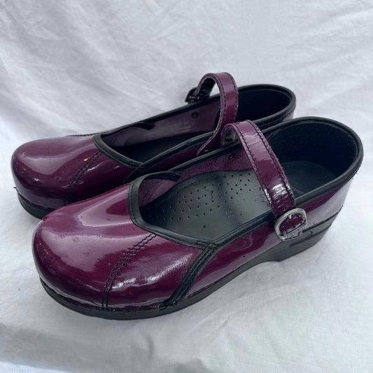 DANSKO, Women's Burgundy Mary Jane Shoes, Sz 39