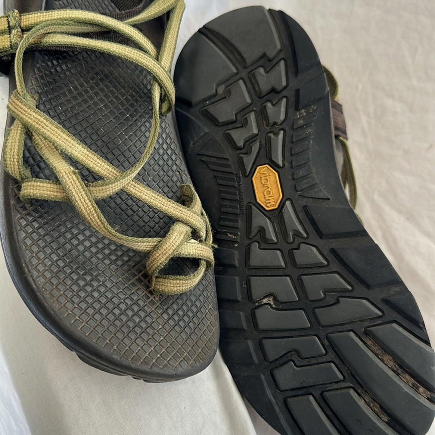Chaco ZX2 Yampa Double Strap Green Tan Women’s Size 9